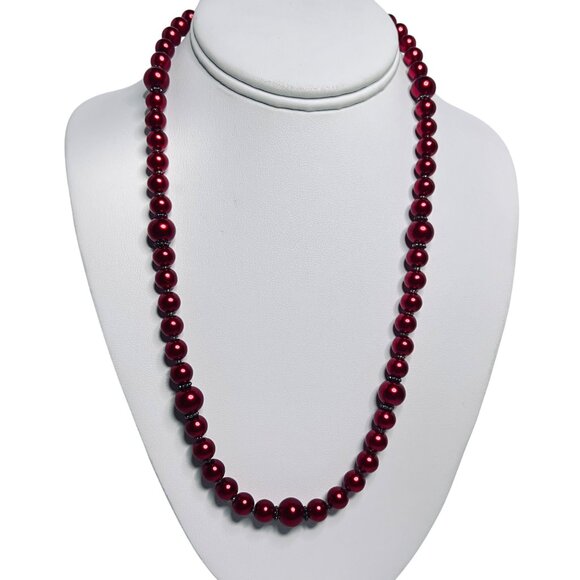 Vintage Heavy Single Strand Red Beaded Necklace With Silver Tone Spacers (5884) - Picture 1 of 7